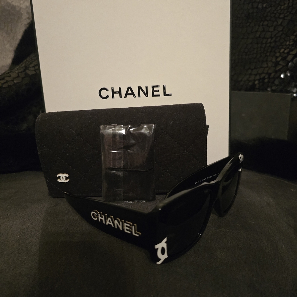 SHIPPING LABEL Chanel brand new inbox ! 2022 line Authentic!!! - Picture 5 of 7